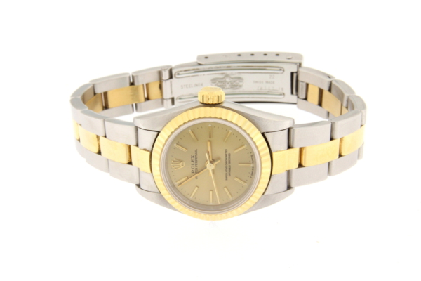Rolex Oyster Perpetual Lady | Ref. 67193 | Quadrante Champagne - immagine 2
